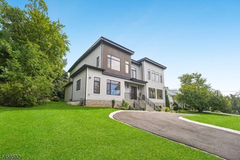 Stunning New Construction