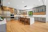 Gourmet Eat-in Kitchen