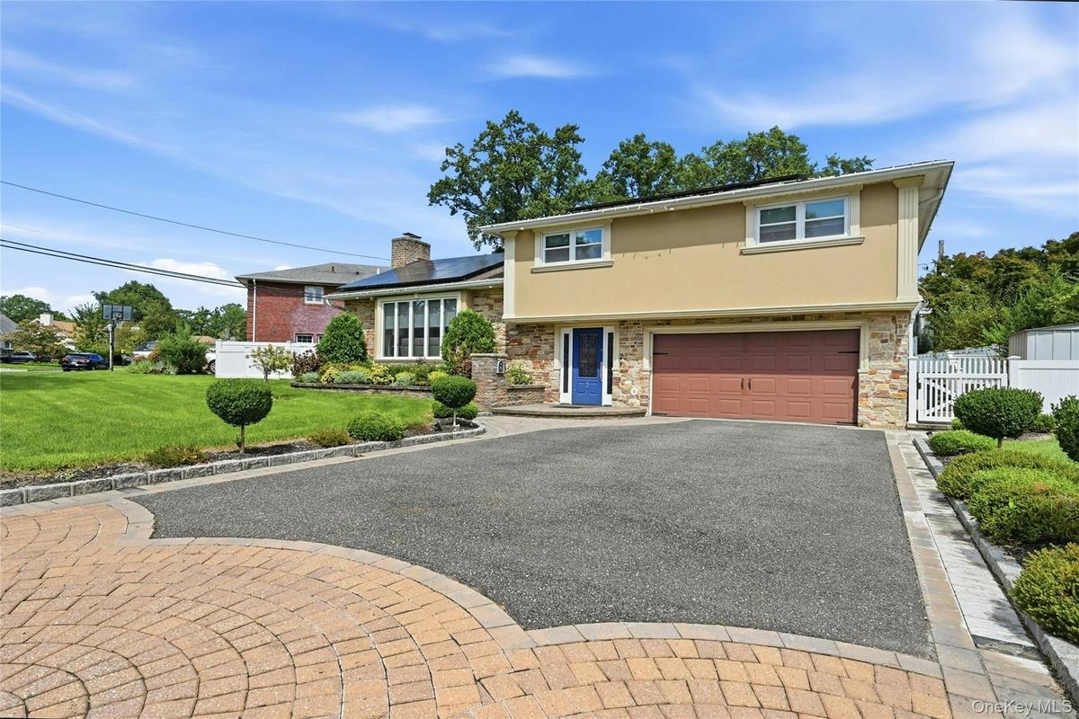 2-car garage and lots of driveway parking