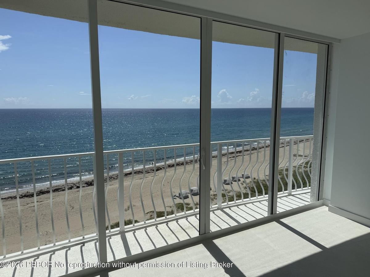 Direct ocean view from guest bedroom