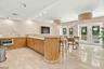 Community kitchen