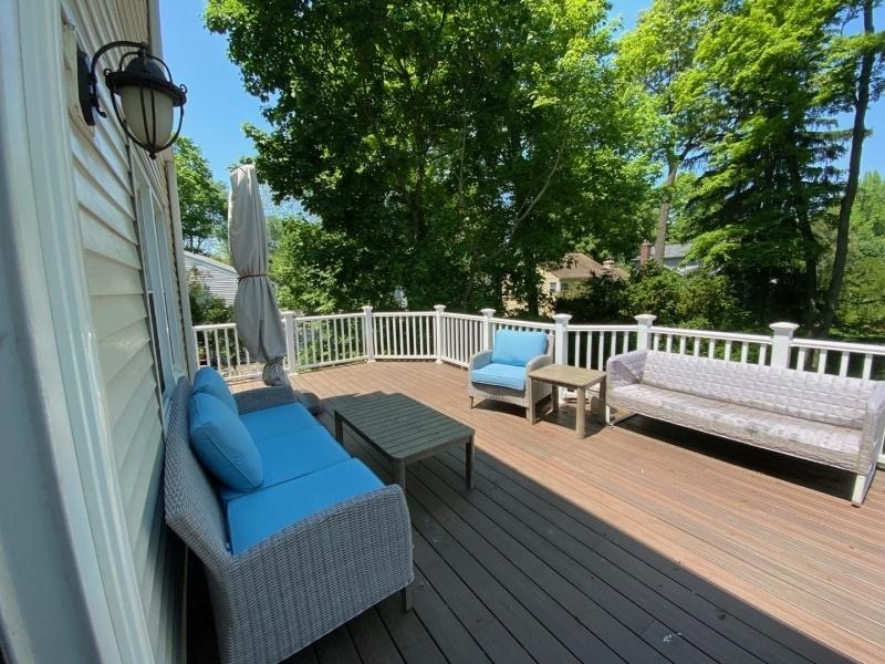 Large Deck off Kitchen/Office