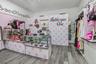 Vintage store