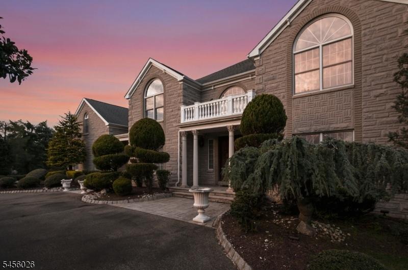 Front Exterior Dawn