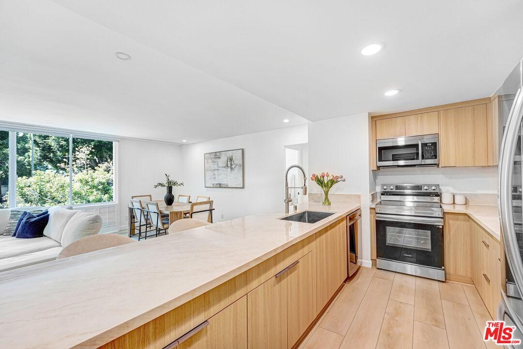 Caesarstone Countertop