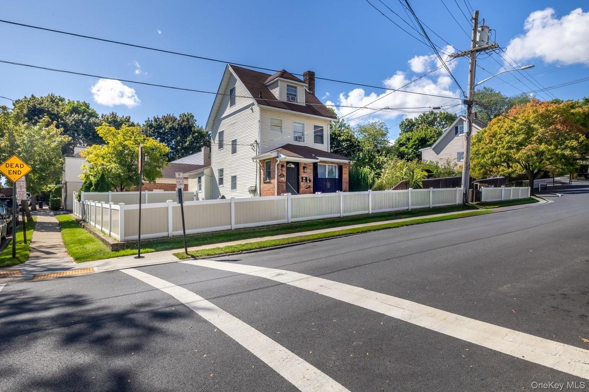Duplex on Lafayette