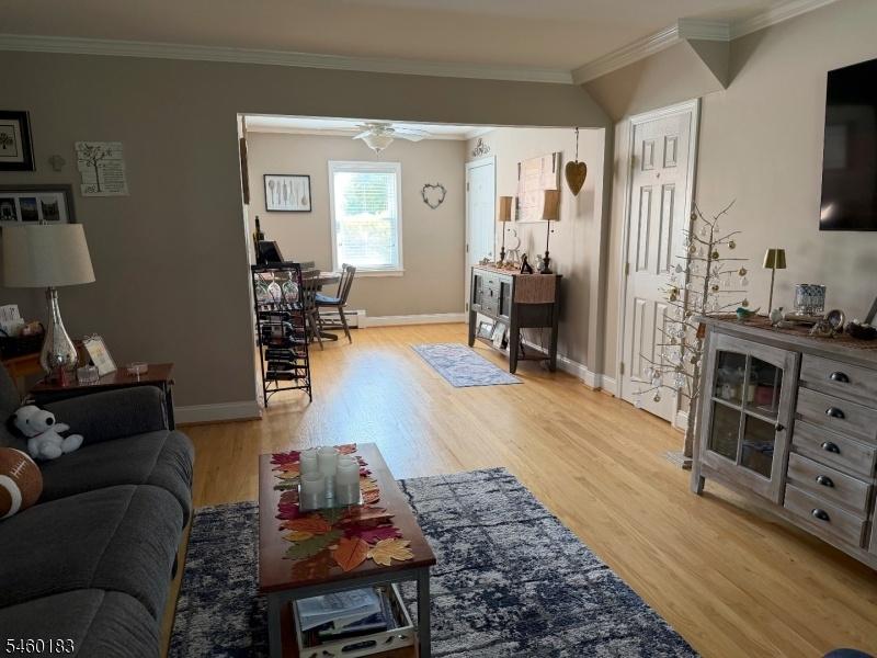 LivingRoom5