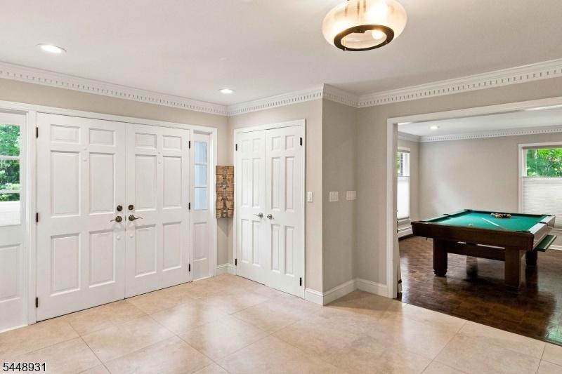 DOUBLE DOOR ENTRY