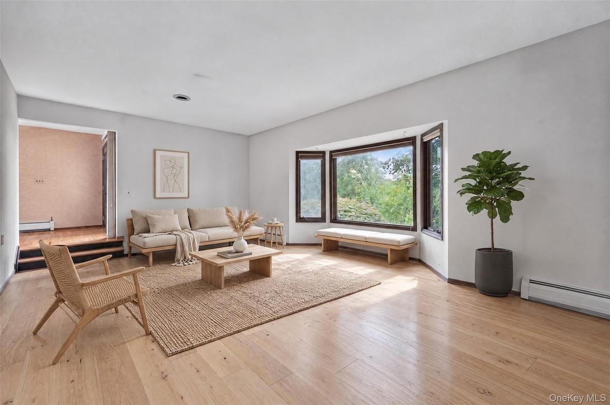 Virtual design ideas. Impeccable wood floors