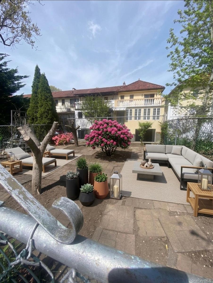 Garden/Backyard VirtuallyStaged
