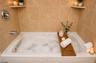 Unit 1 Bath/r (VS)