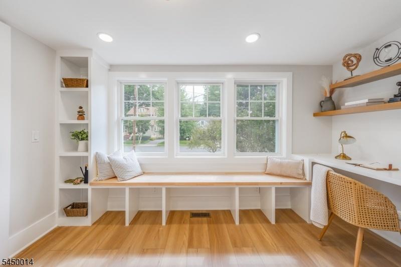 Mudroom / Office