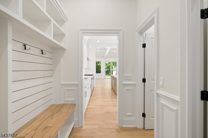 walk in Closet