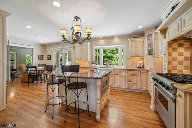 Gourmet Kitchen