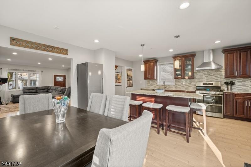 Dining Room/ Kitchen
