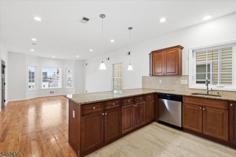 Unit 1 Kitchen