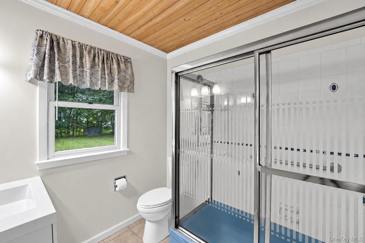 Full Bathroom on 2nd Level