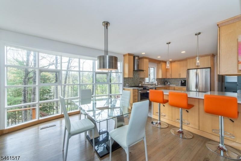 Dining Room/Kitchen