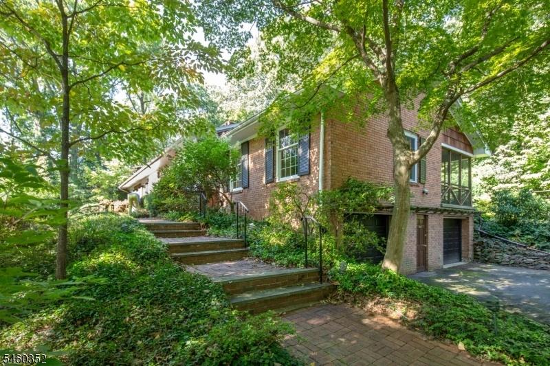 Steps to front door