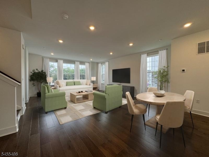 Living,Dining