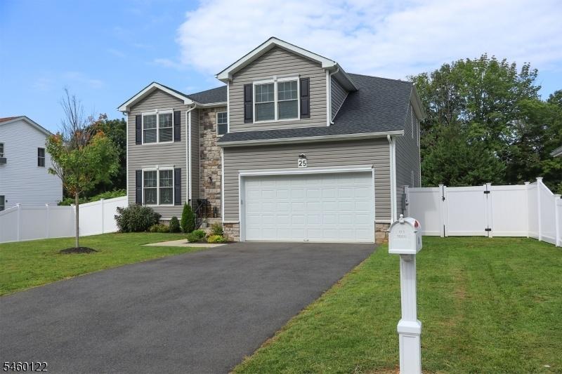 FRONT VIEW WITH DRIVEWAY
