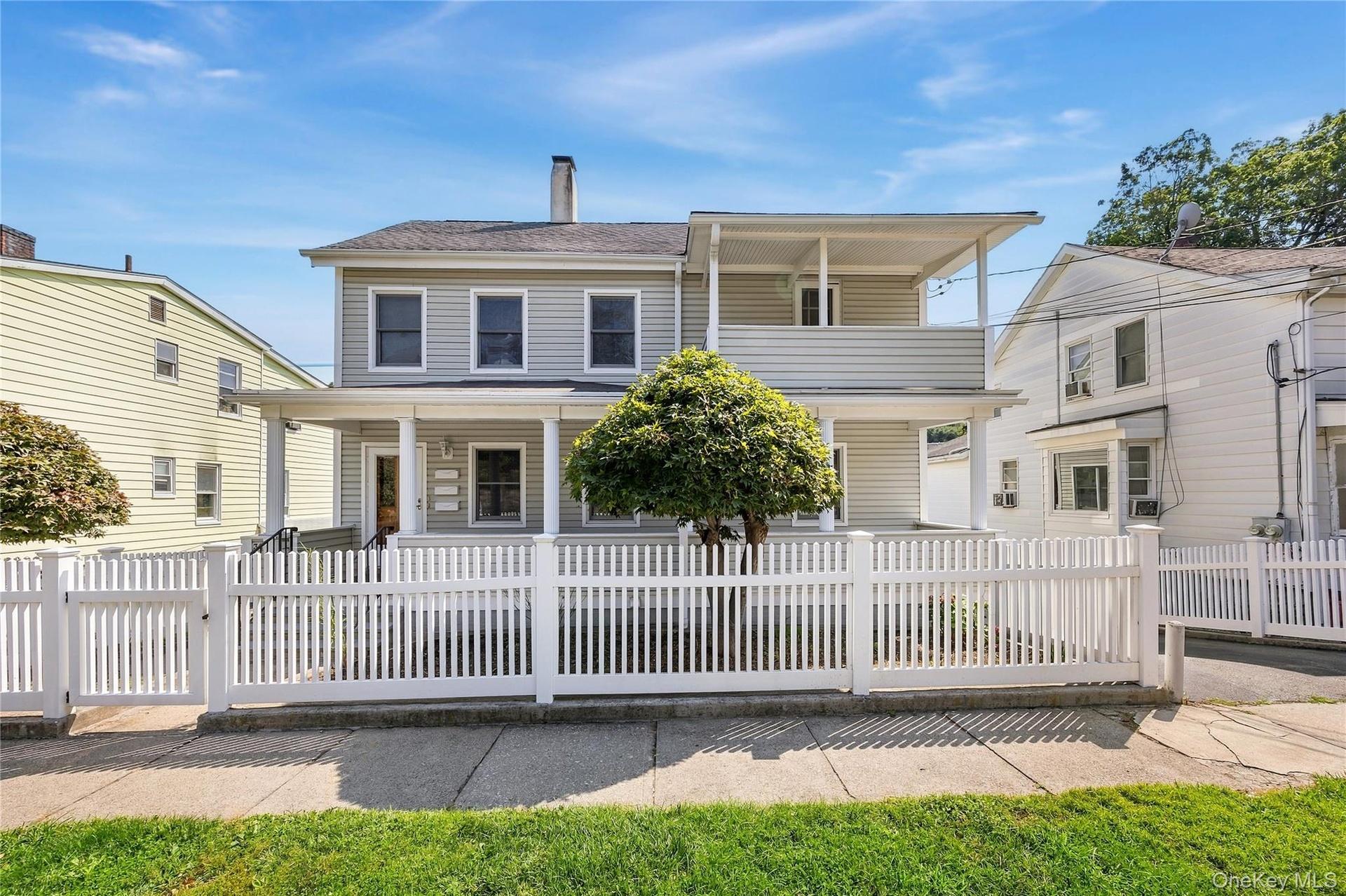 Welcome to 34 Terrace Ave!