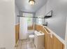 2ND FL BATHROOM