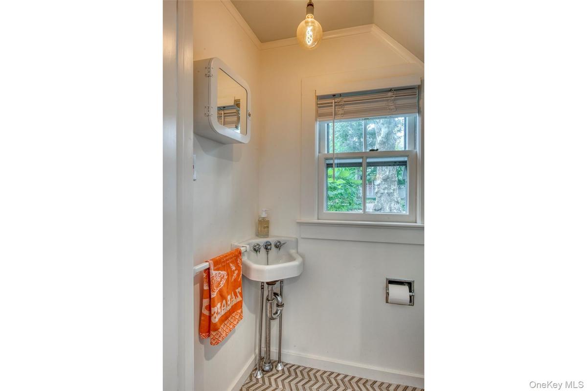 1st floor powder room