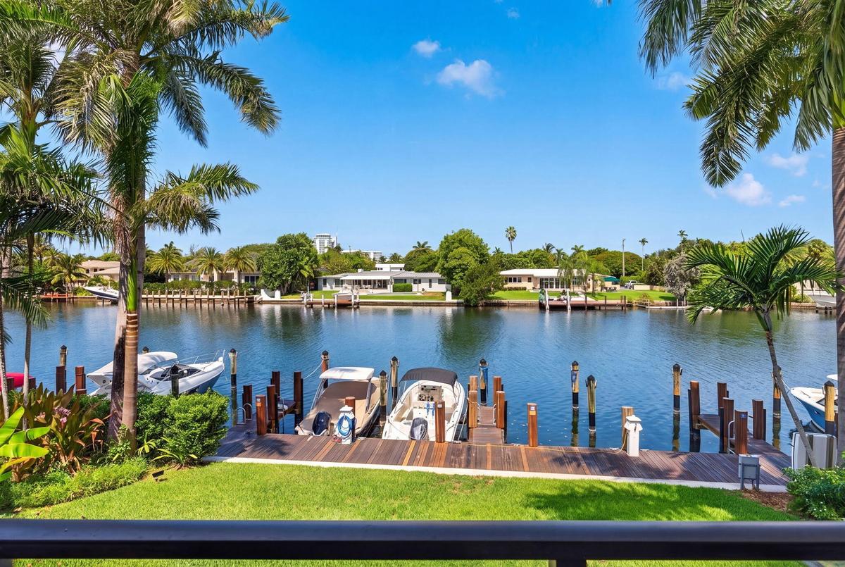 back area on intracoastal