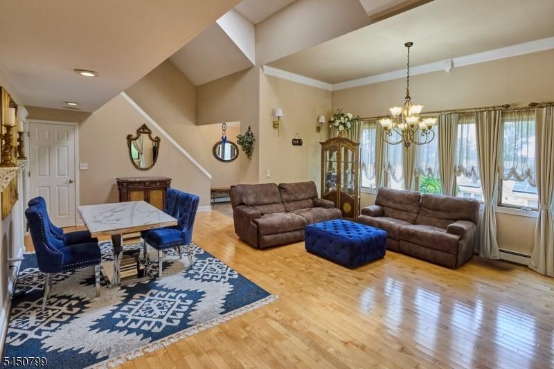 Dining Rm & Living Rm Combo
