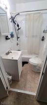 Bathroom 1st floor