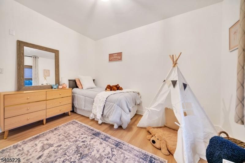 Model Bedroom 2