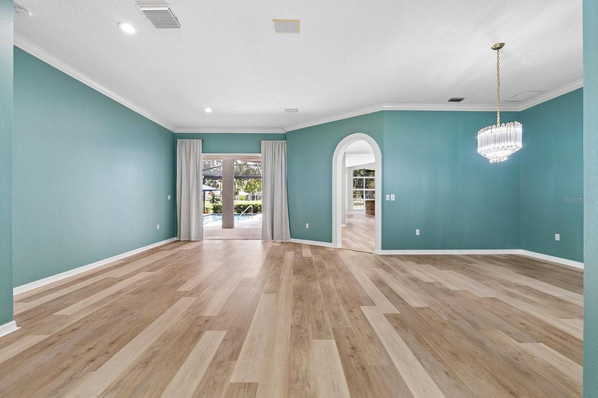 Living/Dining Room