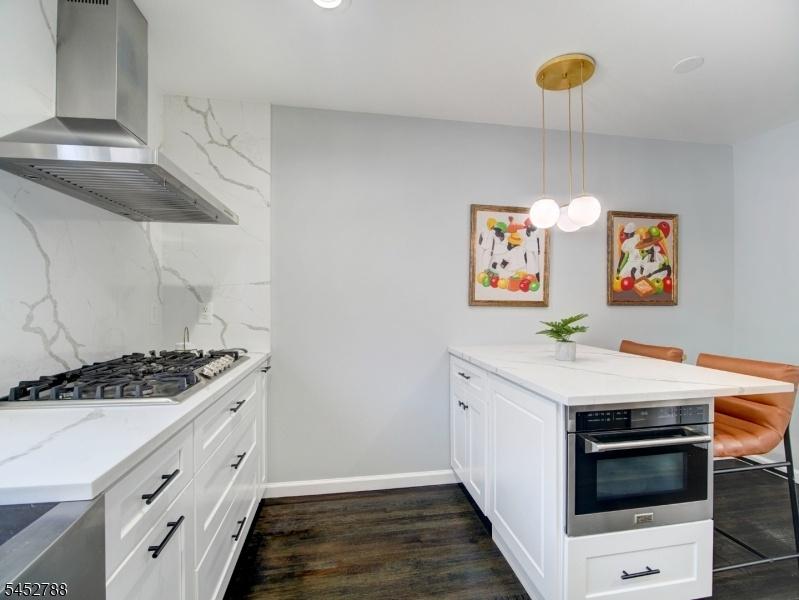Eat in Kitchen