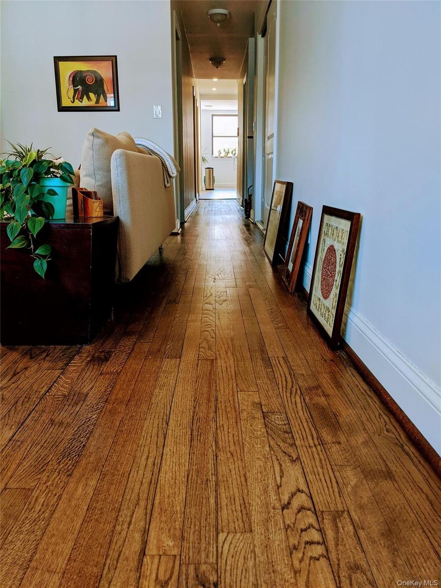 Floor 1 hallway from living room to bedrooms