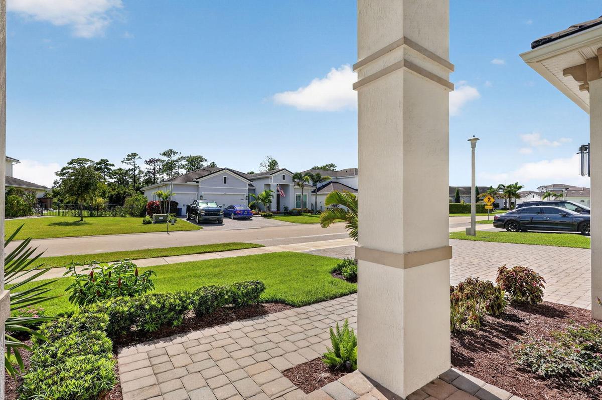 Lovely Neighborhood with custom landscaping