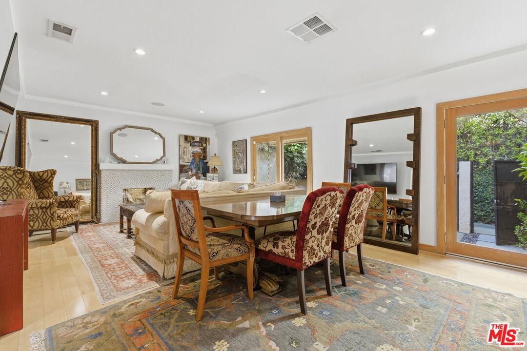837 1/2 Living Room