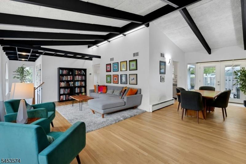 Dining room/living room combo