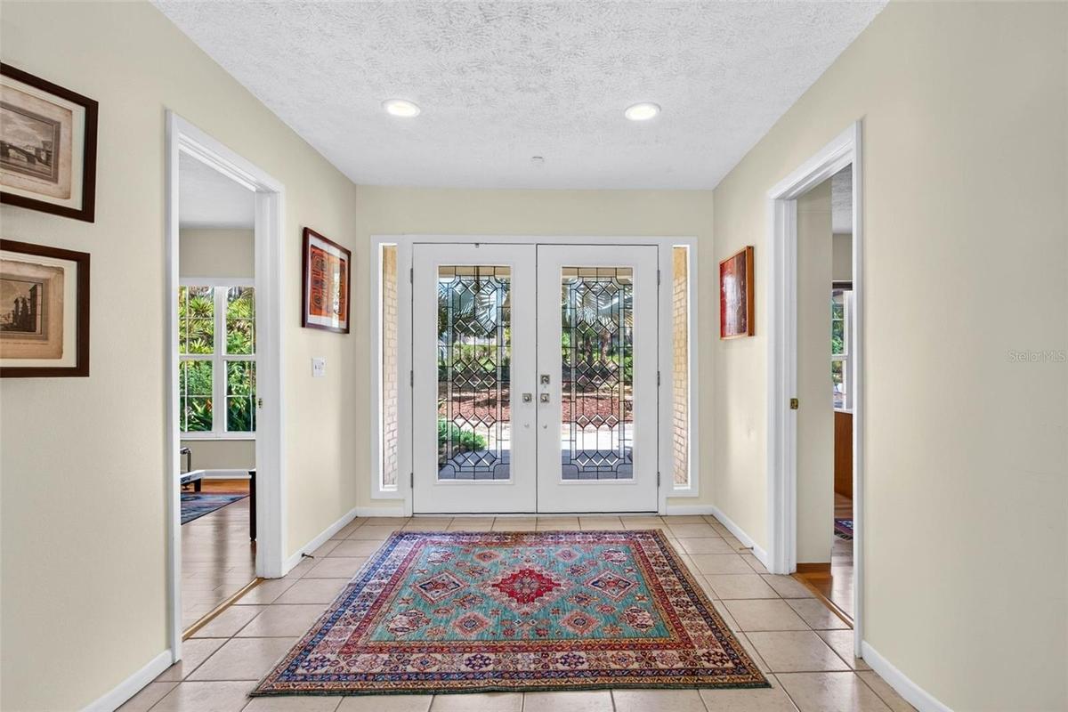 foyer - double door entry