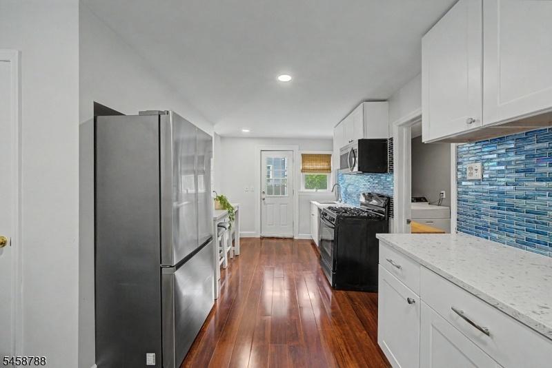 Kitchen 4