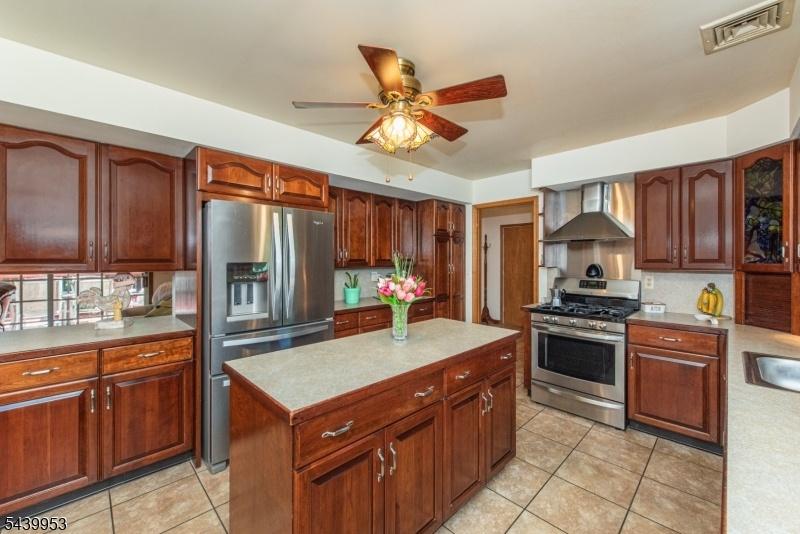 Kitchen Center Island