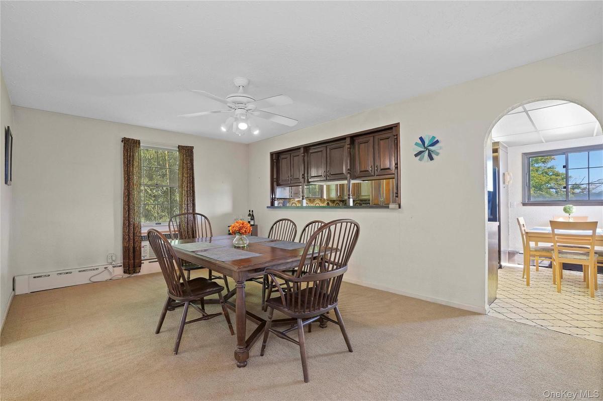 Very spacious dining room