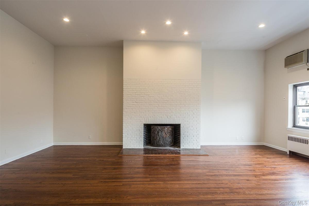 With fireplace