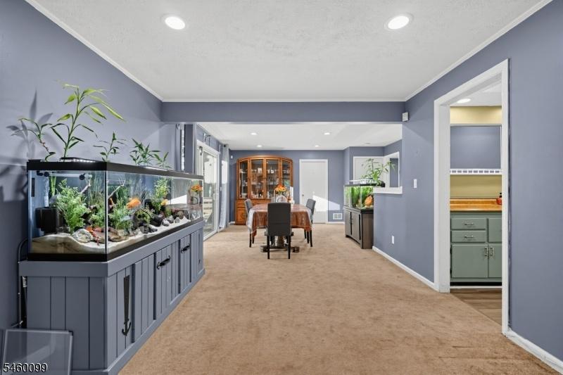 Dining & Family Room