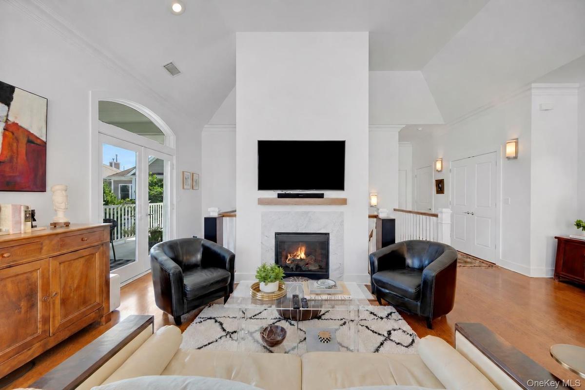 Lovely gas fireplace for cold winter nights