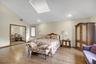 Primary bed