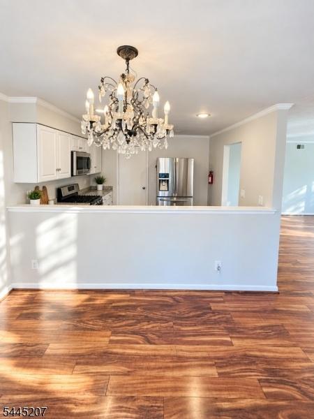 dining/kitchen