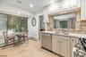 eat-in-kitchen