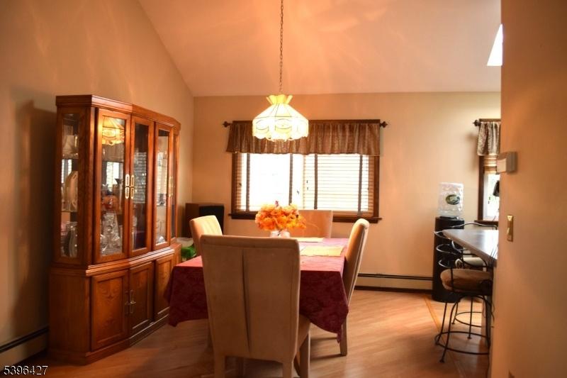Formal Dining Rm