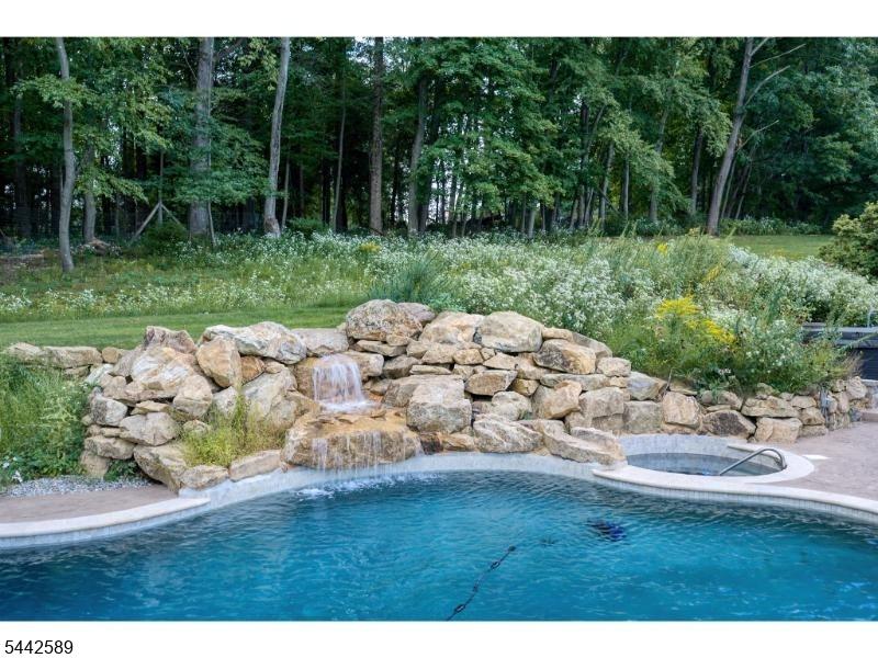 Pool, Spa and Waterfall